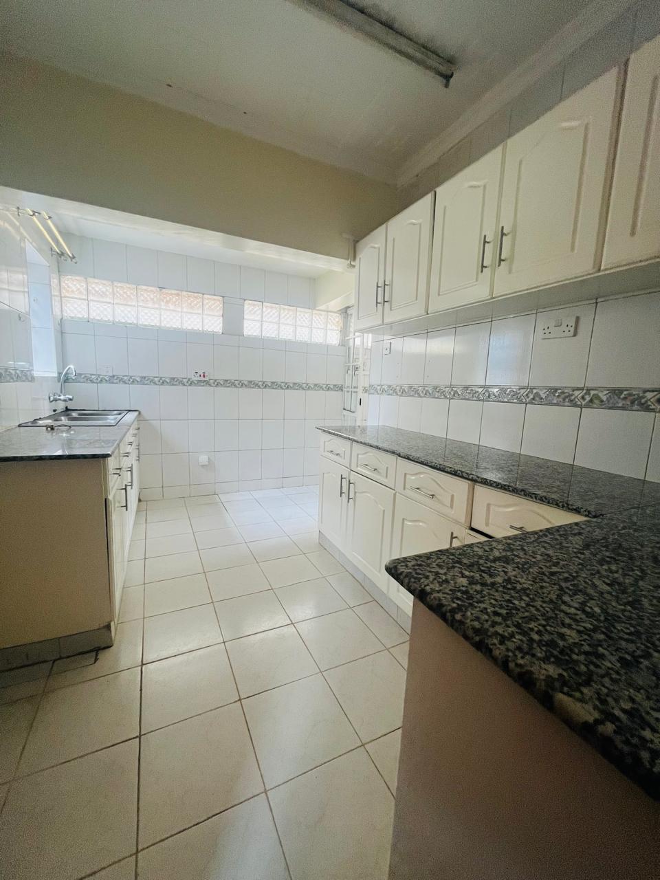 Exclusive 3 Bedrooms low-density living with only six premium units - Image 3