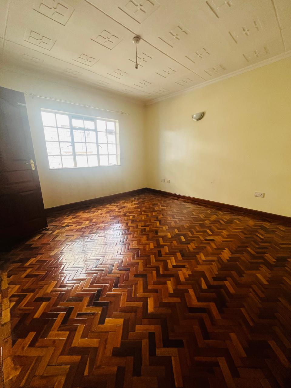 Exclusive 3 Bedrooms low-density living with only six premium units - Image 8