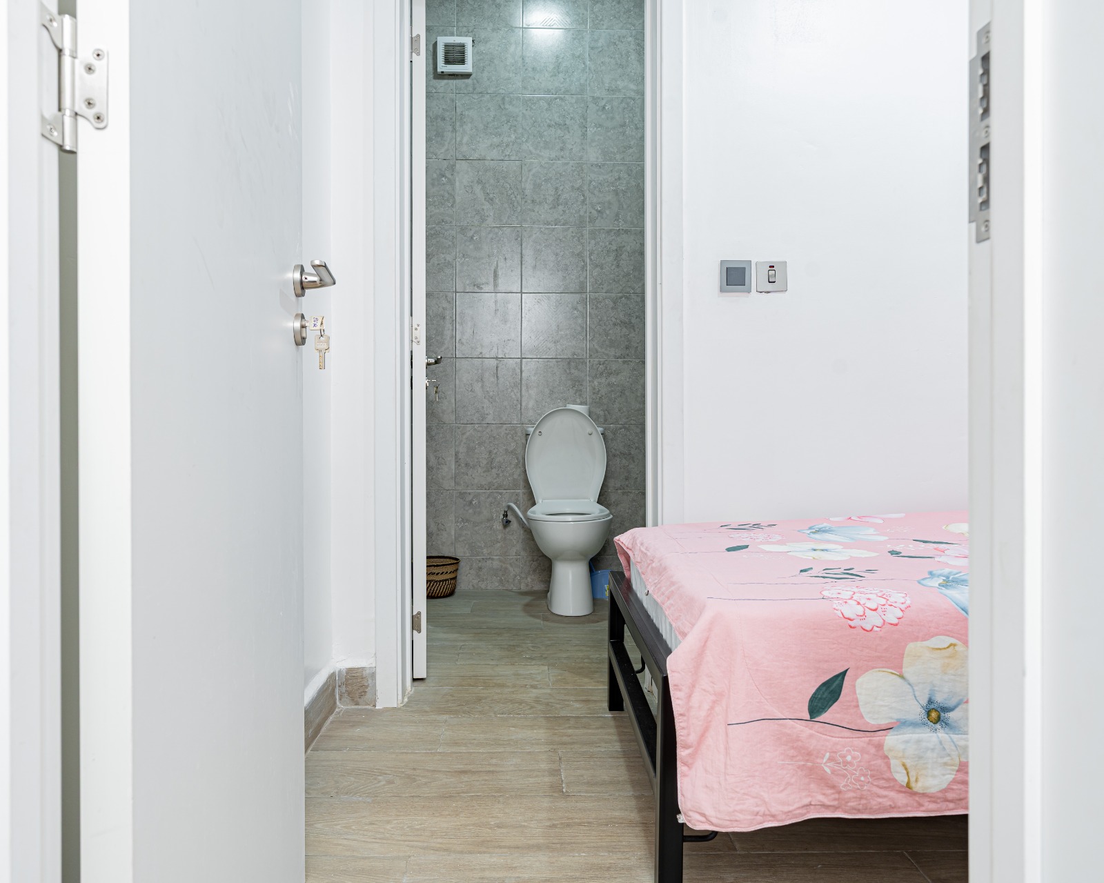 Fully Furnished Spacious all ensuite 3 bedrooms designed for comfort and elegance - Image 16