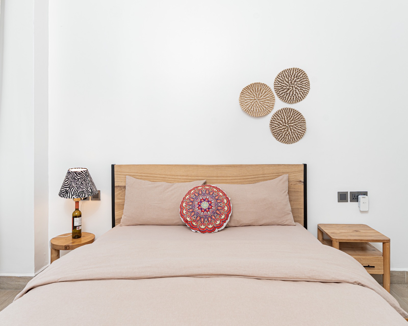 Fully Furnished Spacious all ensuite 3 bedrooms designed for comfort and elegance - Image 19