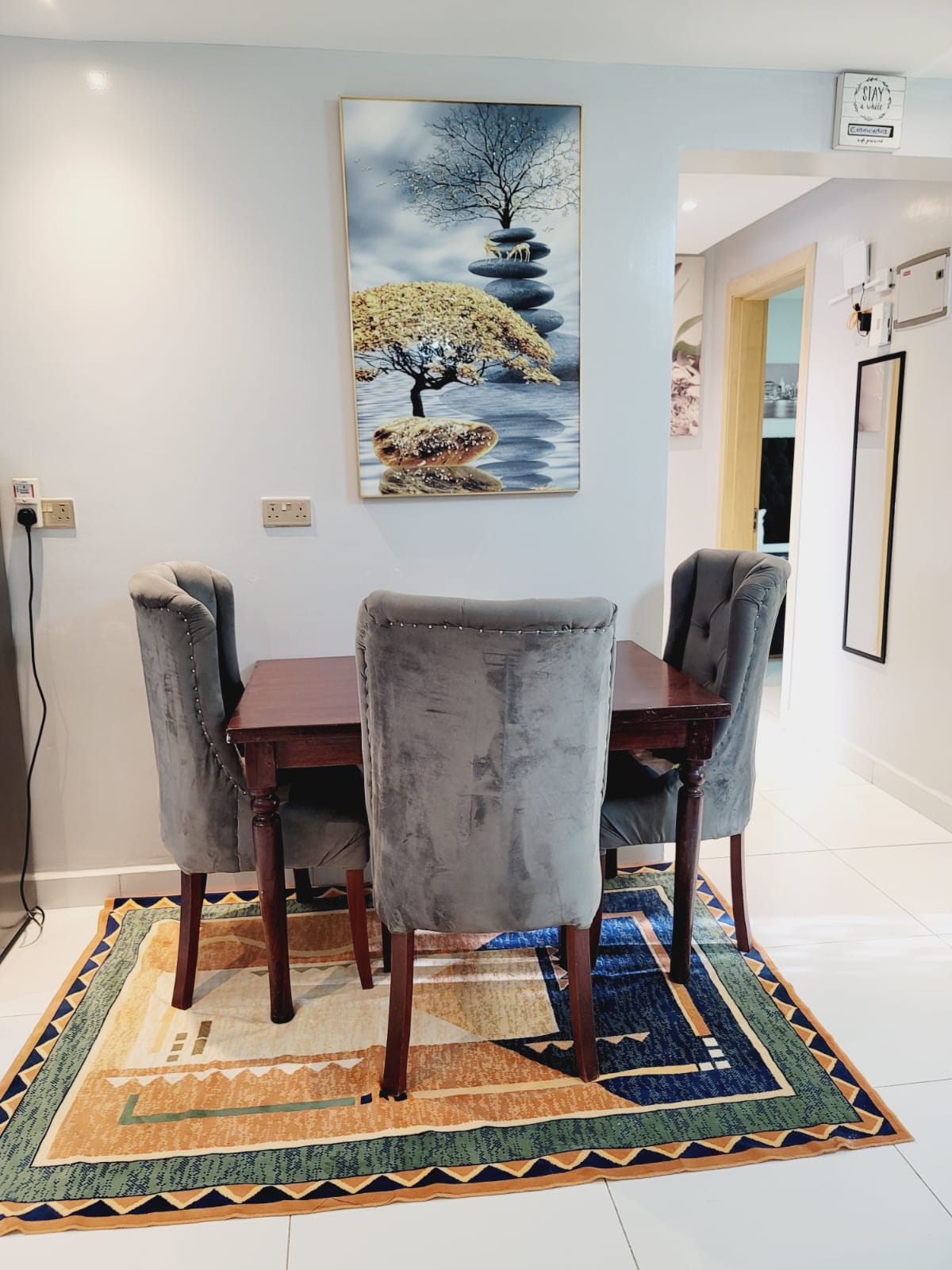 Elegant 2-Bedroom + SQ Airbnb in Prime Parklands Location - Image 3