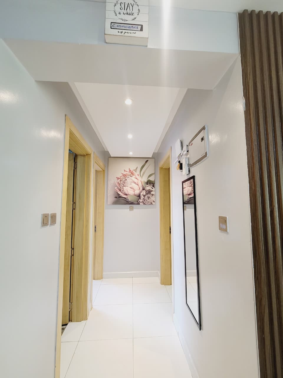 Elegant 2-Bedroom + SQ Airbnb in Prime Parklands Location - Image 14