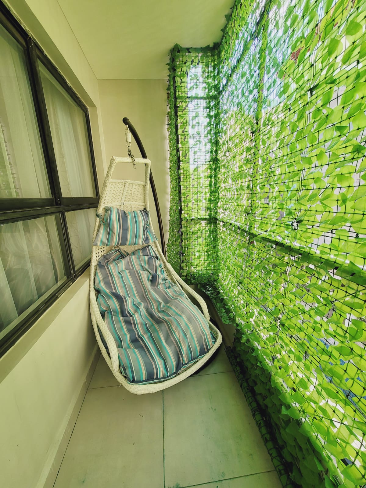 Elegant 2-Bedroom + SQ Airbnb in Prime Parklands Location - Image 18