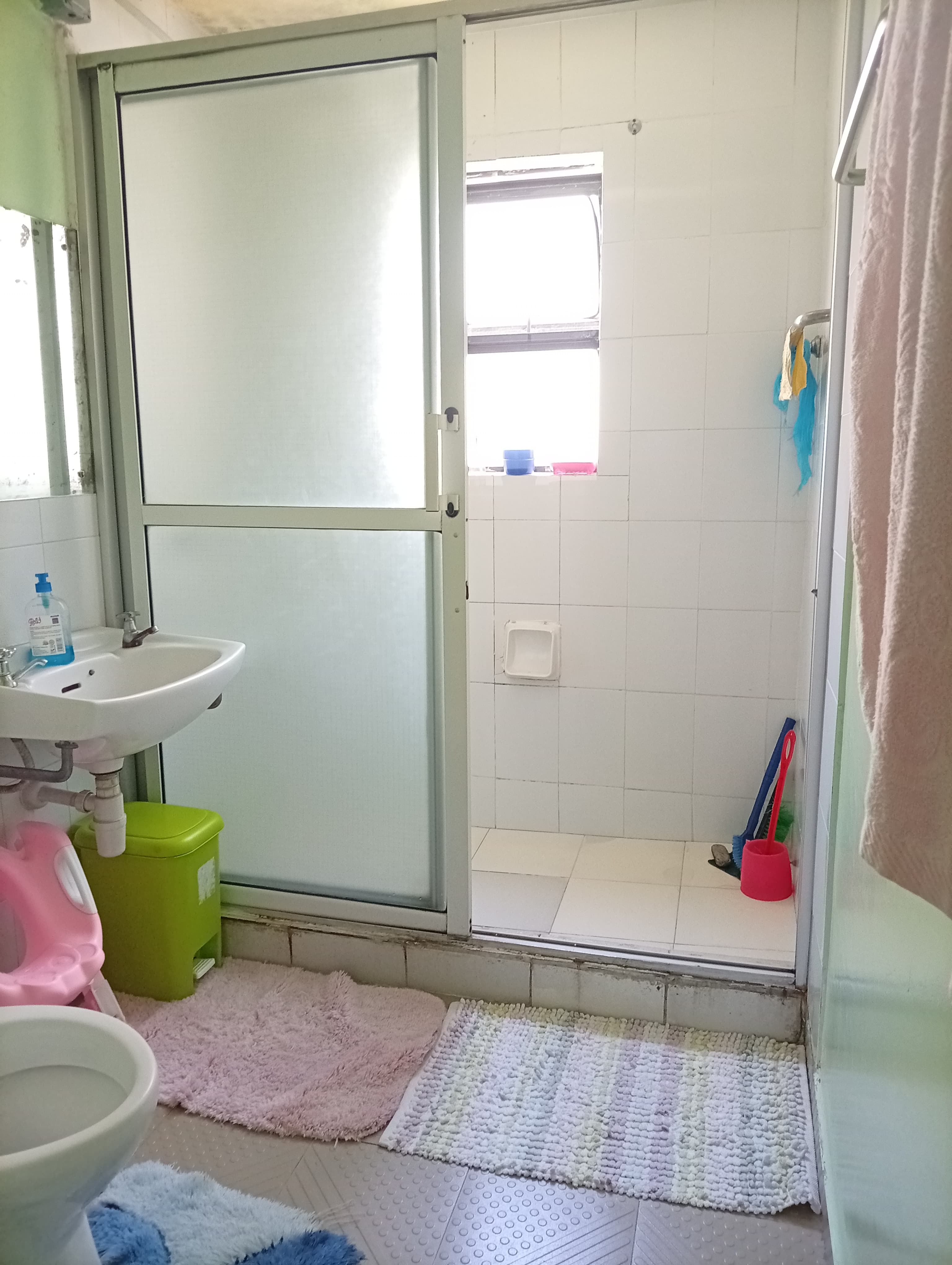 Secure Nyayo Estate 3 Bedrooms Apartment living with water backup and amenities - Image 11