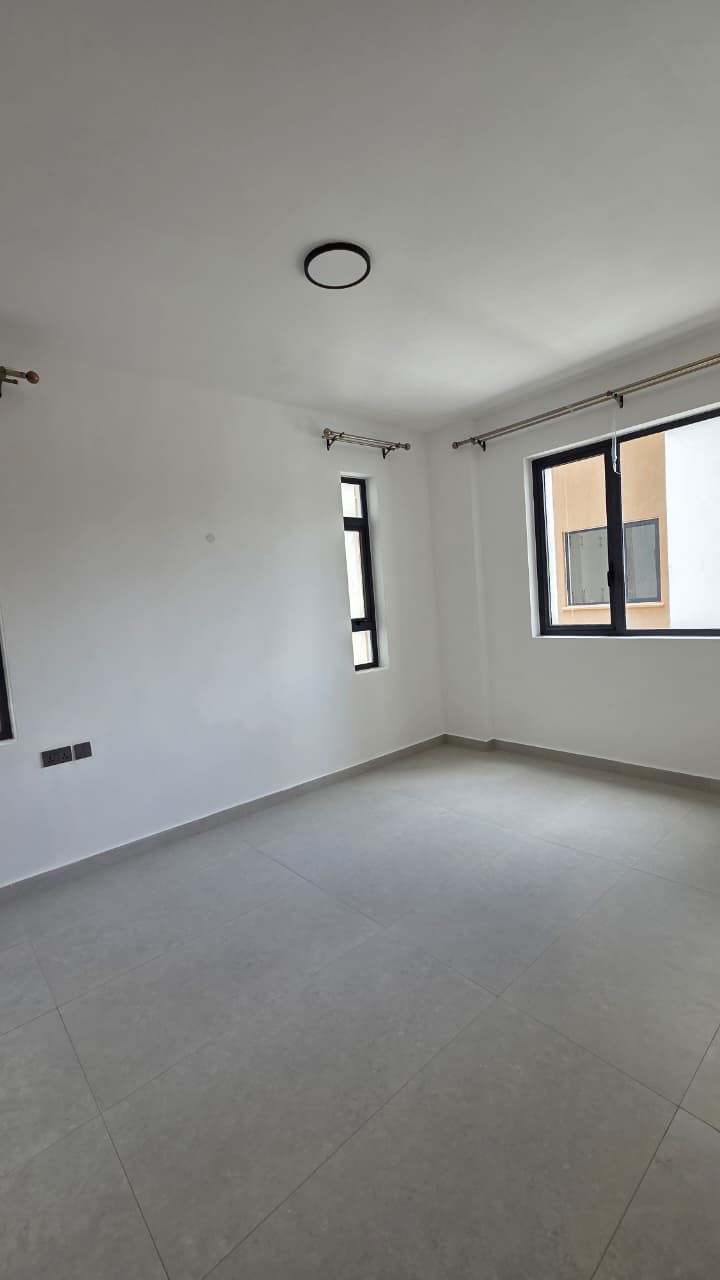 Spacious 2 Bedroom Home Offering Style Convenience And Security - Image 6