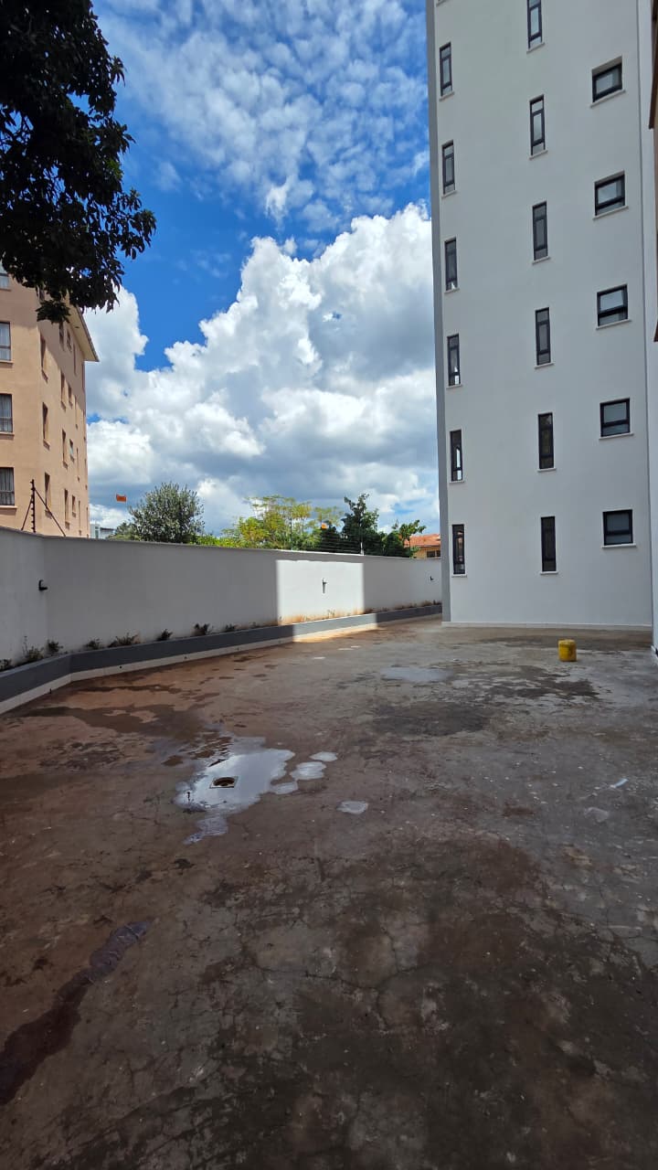 Spacious 2 Bedroom Home Offering Style Convenience And Security - Image 10