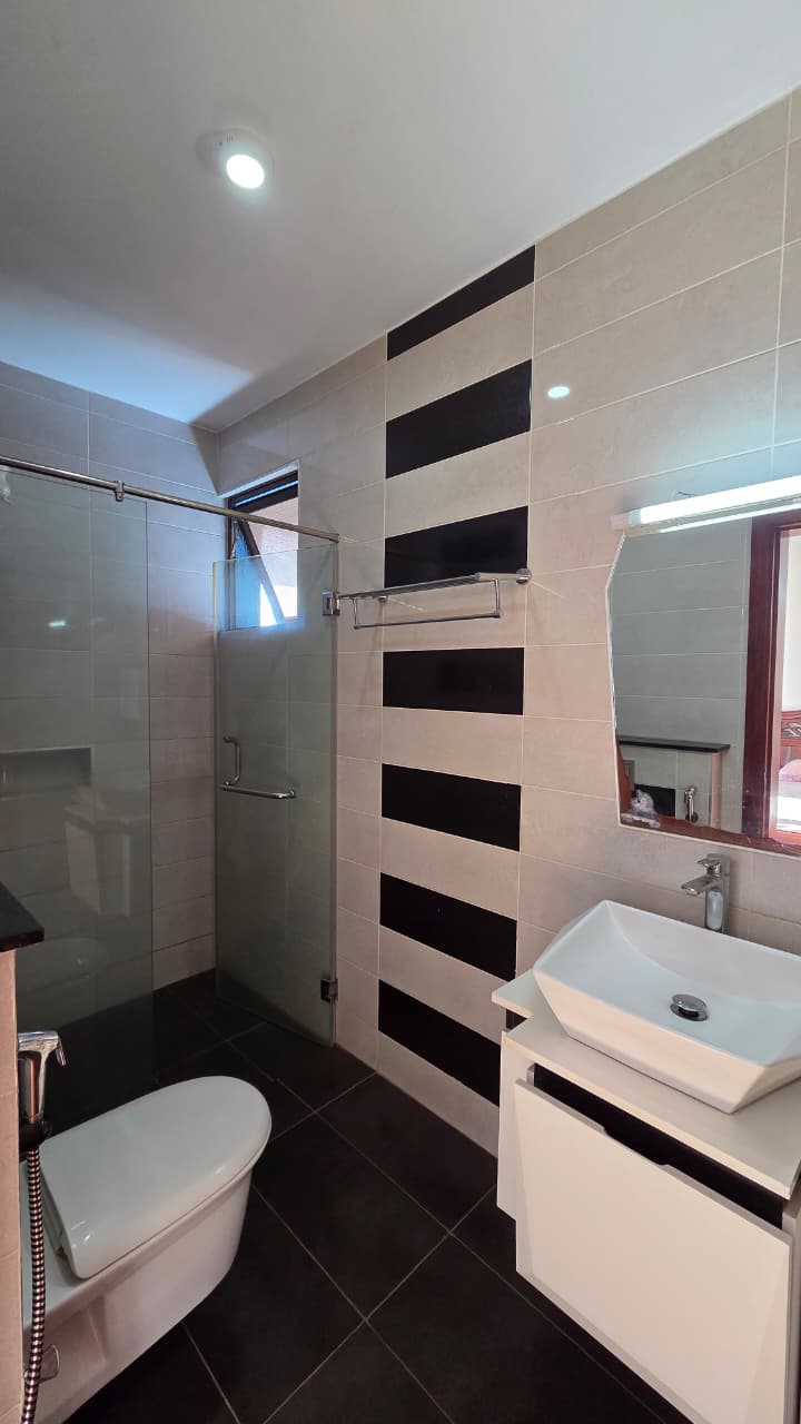 Fully Furnished 2 Bedrooms Apartment Offering Comfort, Style, And Convenience - Image 11