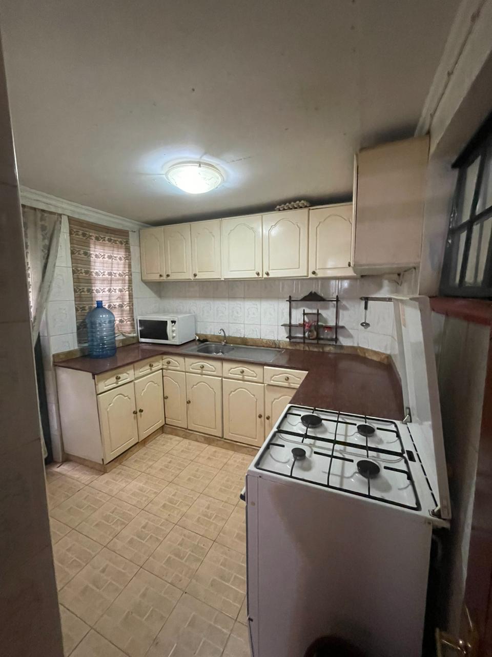 Spacious 4 bedroom townhouse with detached SQ and parking in Kileleshwa  - Image 5
