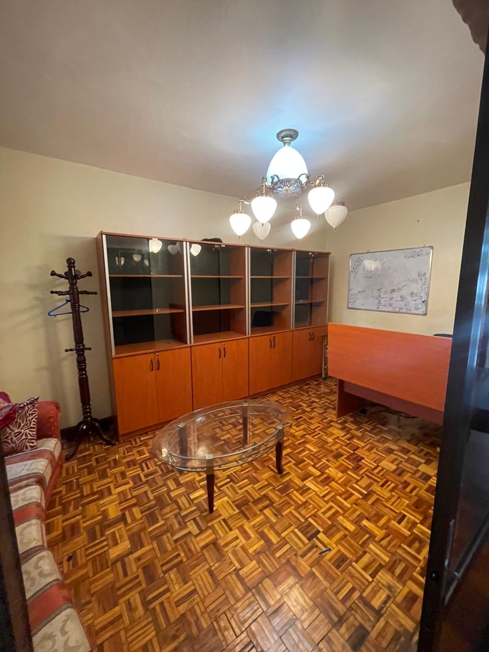 Spacious 4 bedroom townhouse with detached SQ and parking in Kileleshwa  - Image 9