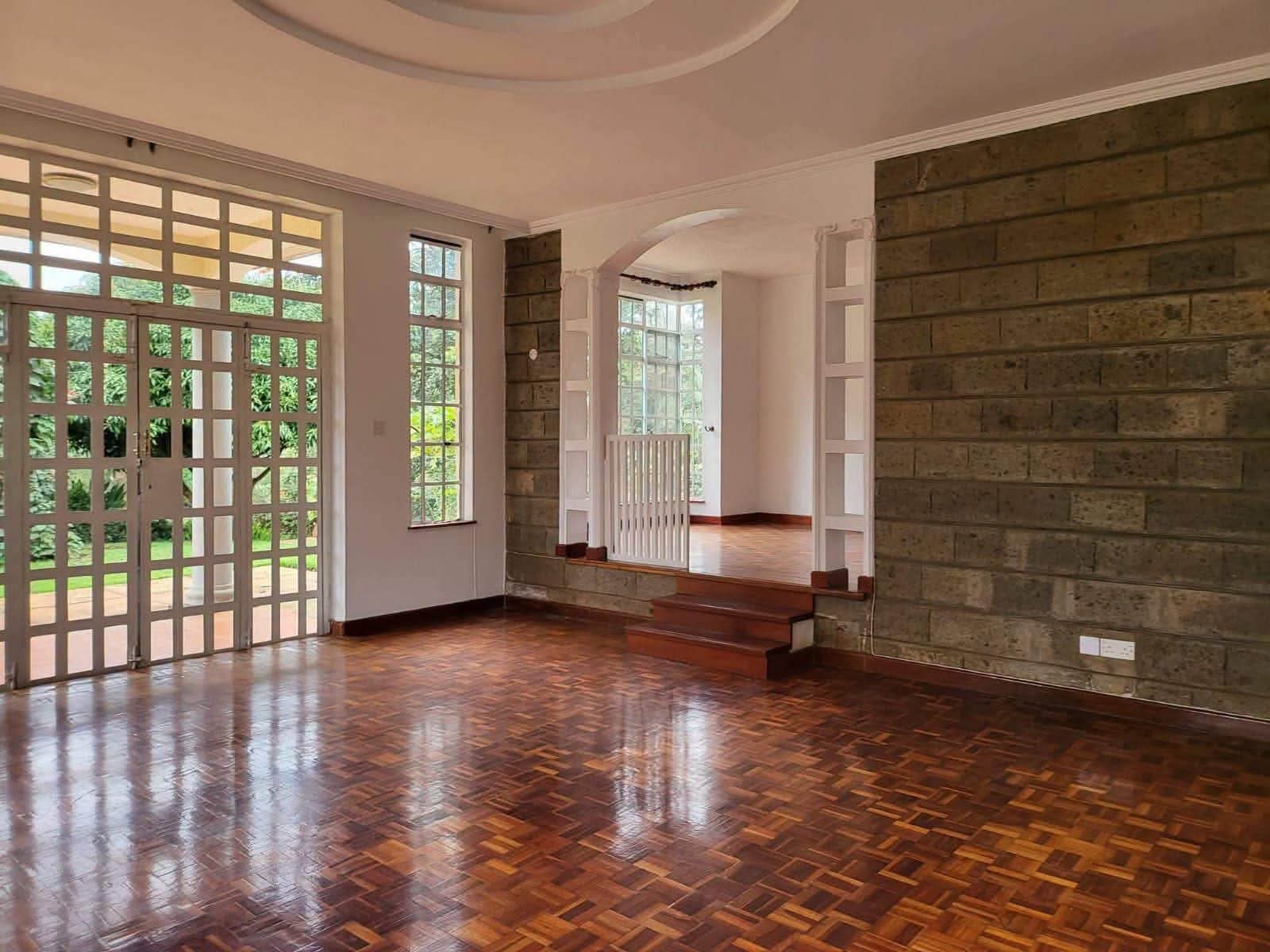 Luxurious Rosslyn 4 Bedroom Villa Offering Prestige Comfort Security Lifestyle Excellence - Image 2