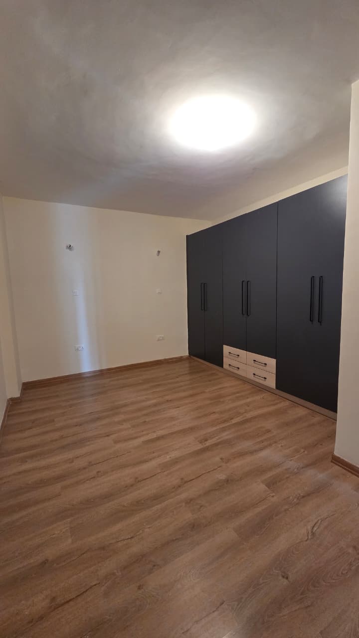 Luxury 5 Bedroom Parklands Duplex With Stunning Views - Image 12