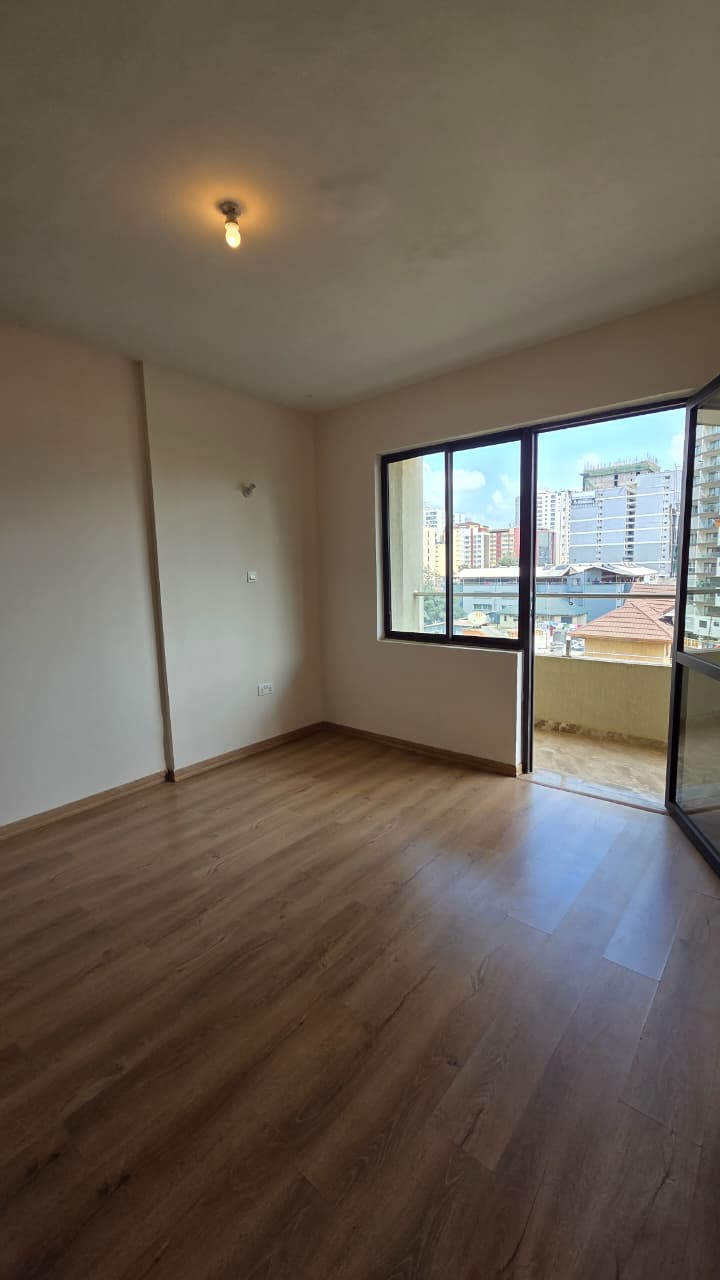 Luxury 5 Bedroom Parklands Duplex With Stunning Views - Image 19