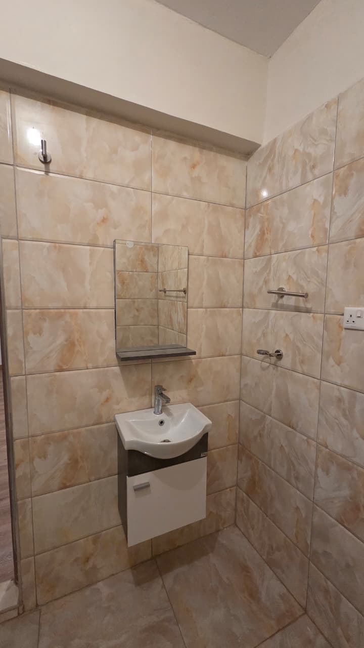 Luxury 5 Bedroom Parklands Duplex With Stunning Views - Image 34