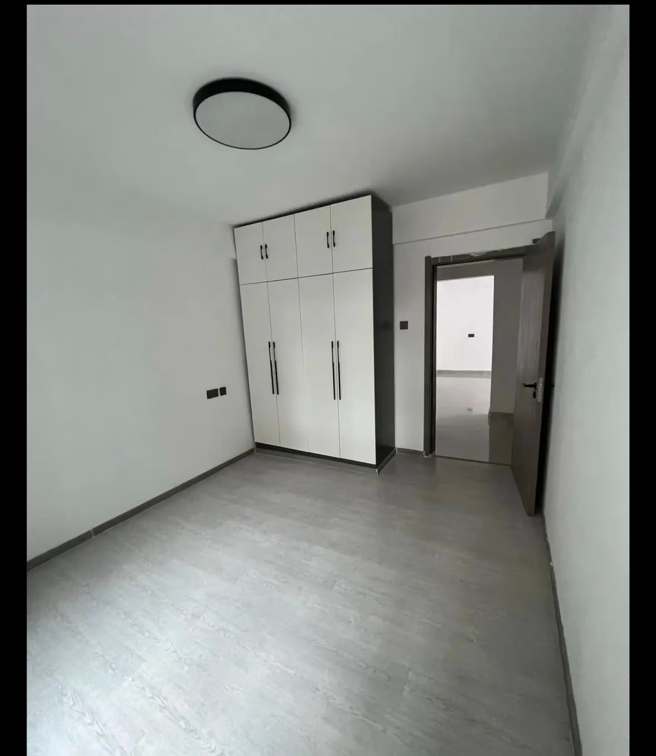 Secure 3 Bedrooms Modern Family Residence With Servant Quarter And Premium Lifestyle  - Image 8