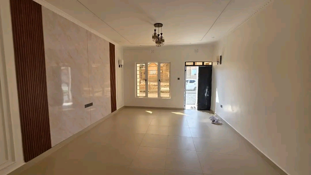 RUIRU 3 BEDROOM HOUSE FOR RENT  - Image 2
