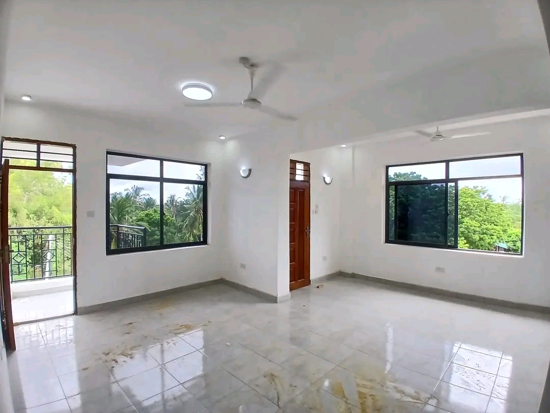 ELDORET 1 BEDROOM HOUSE FOR RENT  - Image 4