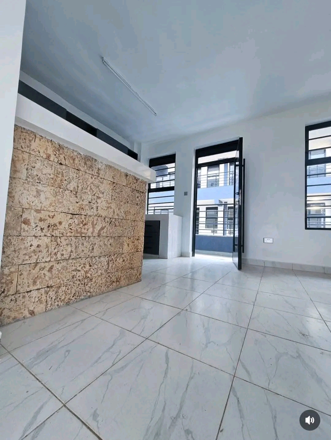 DONHOLM bedsitter for rent  - Image 4