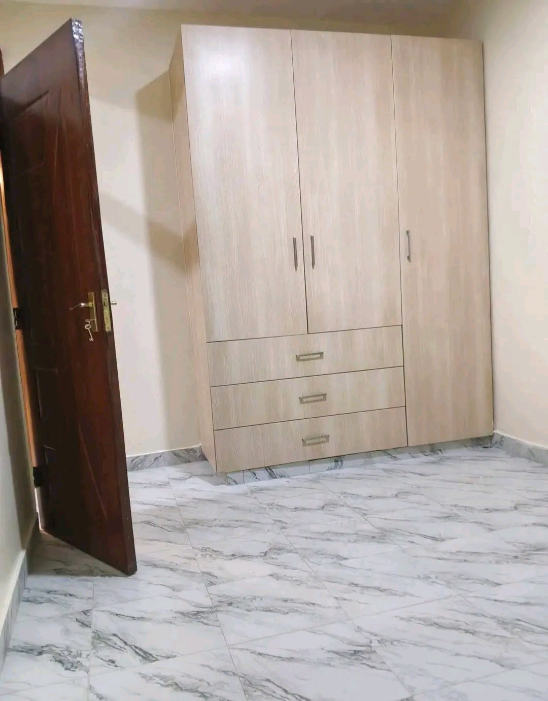 ELDORET 1 BEDROOM HOUSE FOR RENT  - Image 5
