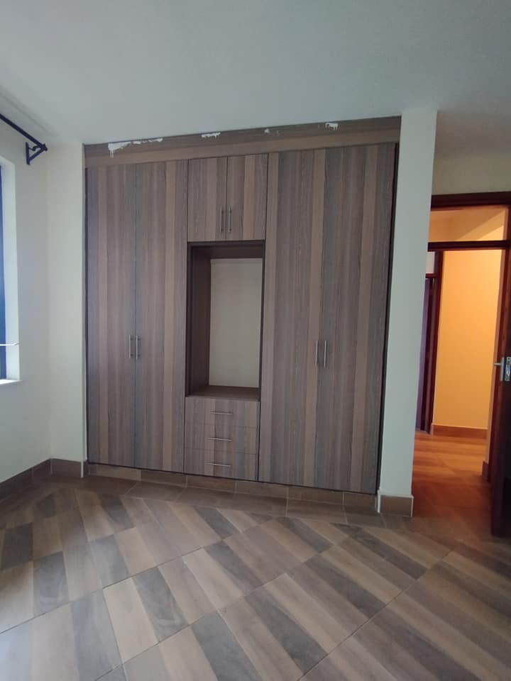 SOUTH   B 3 BEDROOM HOUSE FOR SALE - Image 8