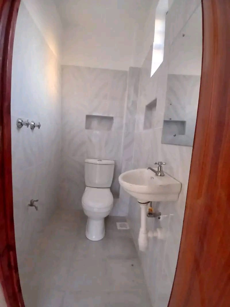 two bedroom to let in bamburi mombasa - Image 4