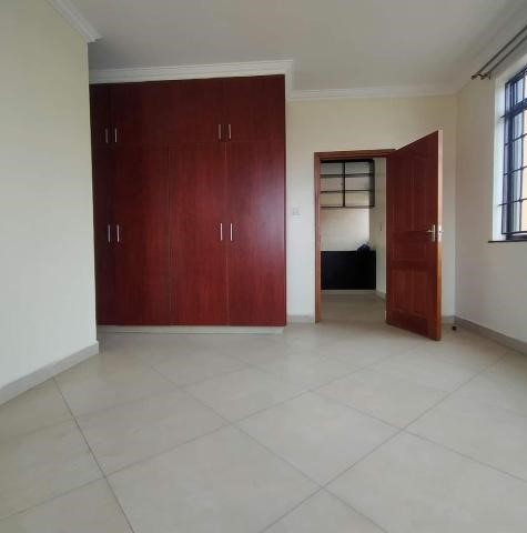 MILIMANI  2  BEDROOM  HOUSE   FOR RENT - Image 4