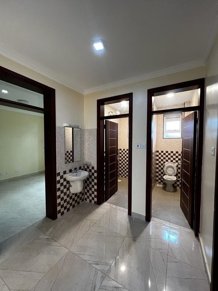 ELDORET   [PIONEER]  2  BEDROOM  HOUSE   FOR RENT - Image 3
