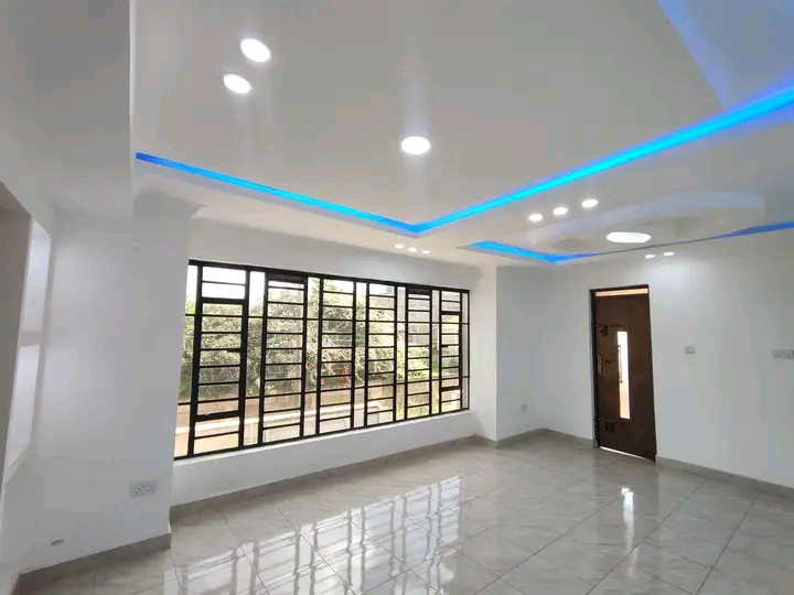 Modern three bedrooms house 🏠 to let in garden estate  - Image 5