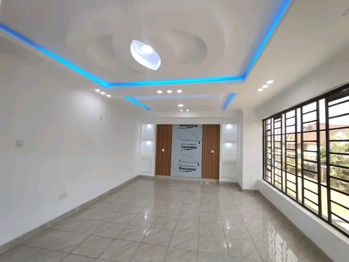Modern three bedrooms house 🏠 to let in garden estate  - Image 6