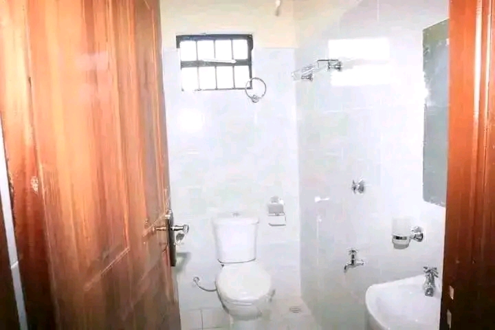 Two bedrooms house to let in kitengela - Image 4